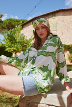 Load image into Gallery viewer, One Hundred Stars Ovegiwgrn OVERSIZED SHIRT