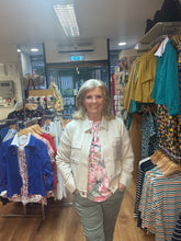 Load image into Gallery viewer, Betty Barclay 4734/1837 Blazer Jacket