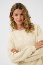 Load image into Gallery viewer, Cream 10614496 CR Daria Sweatshirt