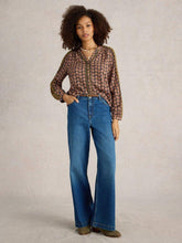 Load image into Gallery viewer, White Stuff 441428 AYLA WIDE LEG JEAN