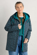 Load image into Gallery viewer, Seasalt B-Rn34804-32758 The Reversible Raincoat Rain Showers Maritime Chalk