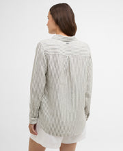Load image into Gallery viewer, Barbour Lsh1315gn19 Barbour Marine Shir Dusky Khak