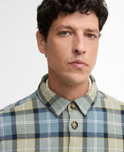 Load image into Gallery viewer, Barbour Mos0469tn37 Barbour Vennel Oversh Highlan