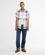 Load image into Gallery viewer, Barbour Msh5077tn41 Barbour Douglas Shirt Oban Mi