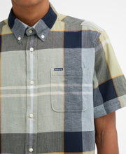Load image into Gallery viewer, Barbour Msh5469tn37 Barbour Doughill Shirt Highlan