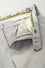 Load image into Gallery viewer, Soft twill summer chino