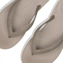 Load image into Gallery viewer, Mens Ergonomic Flip-Flops