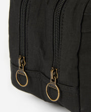 Load image into Gallery viewer, BARBOUR DOUBLE ZIP WASHBAG