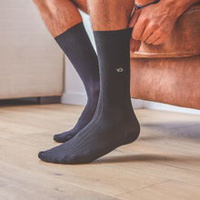 Load image into Gallery viewer, Lisle socks Black Licorice