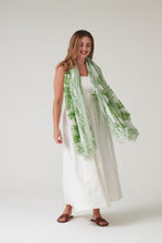 Load image into Gallery viewer, One Hundred Stars Scagiwgrn SCARF
