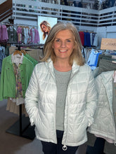 Load image into Gallery viewer, Betty Barclay 7024/1549 Jacket
