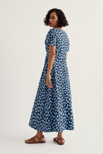 Load image into Gallery viewer, Seasalt B-Wm40143-37788 Chateaux Dress (Half Sleeve)
