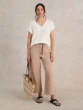 Load image into Gallery viewer, White Stuff 441459 TIA WIDE LEG CROP JEANS
