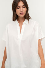 Load image into Gallery viewer, Culture 50109451. blouse
