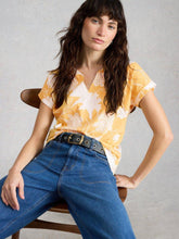 Load image into Gallery viewer, White Stuff 445518 NELLY NOTCH TEE
