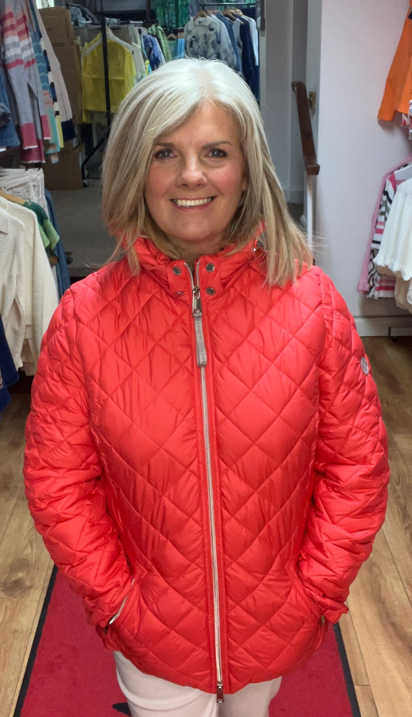 Barbara Lebek 70620052 Jacket down free with hood
