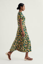 Load image into Gallery viewer, Seasalt B-Wm32710-37840 S/S Veronica Dress
