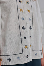 Load image into Gallery viewer, Seasalt B-Wm33032-4325 Hope Cottage Blouse II
