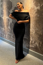 Load image into Gallery viewer, Atom 06022023 PLATINUM GOWN
