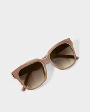 Load image into Gallery viewer, Katie Loxton Klsg037 Roma sunglasses
