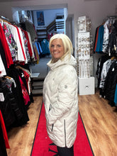 Load image into Gallery viewer, Barbara Lebek 10630042 Short coat Polar pearls with hood
