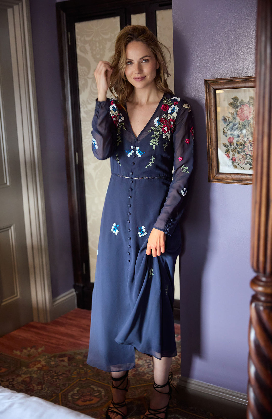 Hope And Ivy 9155 ROSETTE V-NECK LONG SLEEVE DRESS