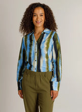 Load image into Gallery viewer, Ivy Beau 4201166 Huda blouse
