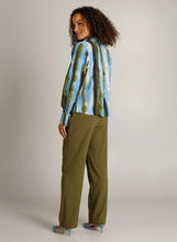 Load image into Gallery viewer, Ivy Beau 4201166 Huda blouse
