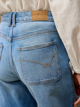 Load image into Gallery viewer, White Stuff 441459 Tia Wide Leg Crop Jean
