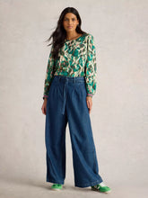 Load image into Gallery viewer, White Stuff 442788 ANGIE TOP
