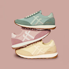 Load image into Gallery viewer, Fitflop Ady Retro-Q FF Suede
