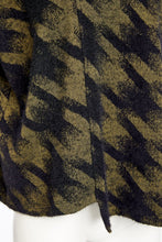 Load image into Gallery viewer, Naya Naw25244 HOUNDSTOOTH KNIT HIGH NECK
