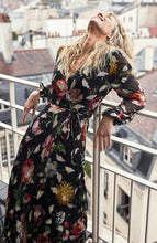 Load image into Gallery viewer, Hope And Ivy 7900 BUNTY MAXI WRAP DRESS
