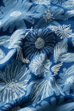 Load image into Gallery viewer, Seasalt B-Wm39278-38423 Wavecrest Shirt
