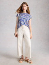 Load image into Gallery viewer, White Stuff 445355 ROWAN LINEN TEE
