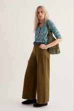 Load image into Gallery viewer, Seasalt B-Wm40477-38421 3/4 Studio Glass Top

