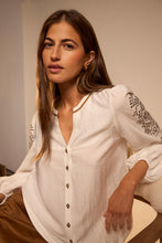 Load image into Gallery viewer, Tinta &amp; Bariloche 4003568 CAMISA TINTA SHIRT
