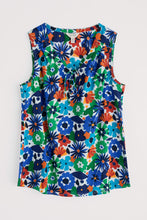 Load image into Gallery viewer, Seasalt B-Wm27072-35441 Cobbs Well Top Screenprint Floral Chalk
