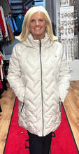 Load image into Gallery viewer, Barbara Lebek 10630042 Short coat Polar pearls with hood
