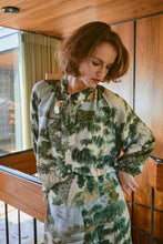 Load image into Gallery viewer, One Hundred Stars Tpbrvtnat RIVERS &amp; TREES PUSSY BOW BLOUSE
