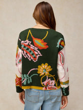 Load image into Gallery viewer, White Stuff 446743 FABIA FLORAL JUMPER
