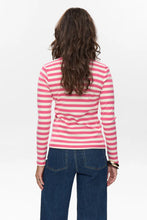 Load image into Gallery viewer, Numph 703933 NUMIXIE LS T-SHIRT
