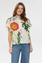Load image into Gallery viewer, Numph 706456 NUBELISA SLEEVELESS SHIRT
