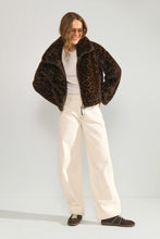 Load image into Gallery viewer, Numph 706912 NUDEMI JACKET
