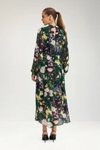 Load image into Gallery viewer, Numph Nuavri Long Dress NUARVI LONG DRESS
