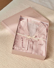Load image into Gallery viewer, Katie Loxton Kls751m GIFT BOXED PYJAMA SET
