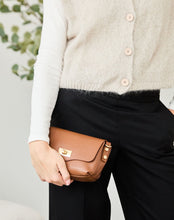 Load image into Gallery viewer, Elie Beaumont Elie Beaumont Twist TWIST CLASP HANDBAG
