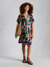 Load image into Gallery viewer, White Stuff 445815 Mini cleo cover up kimono
