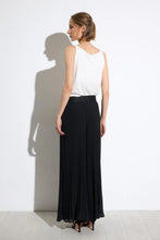 Load image into Gallery viewer, Tinta &amp; Bariloche 3974902 BARILOCHE TROUSERS
