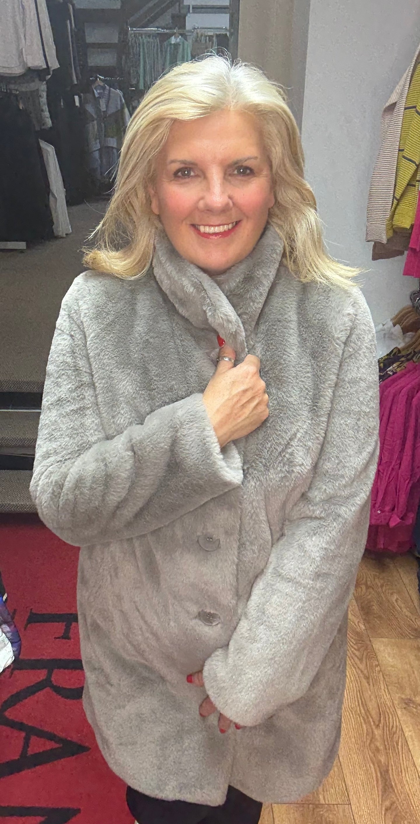 Barbara Lebek 30230052 FAKE FUR JACKET